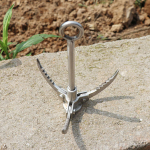 Unleash Your Adventurous Spirit with the Field Climbing Carabiner Clip