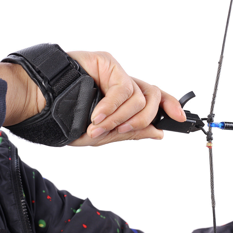 Archery Accessories Pincer Tool For Arrow Handling And Shooting Safety