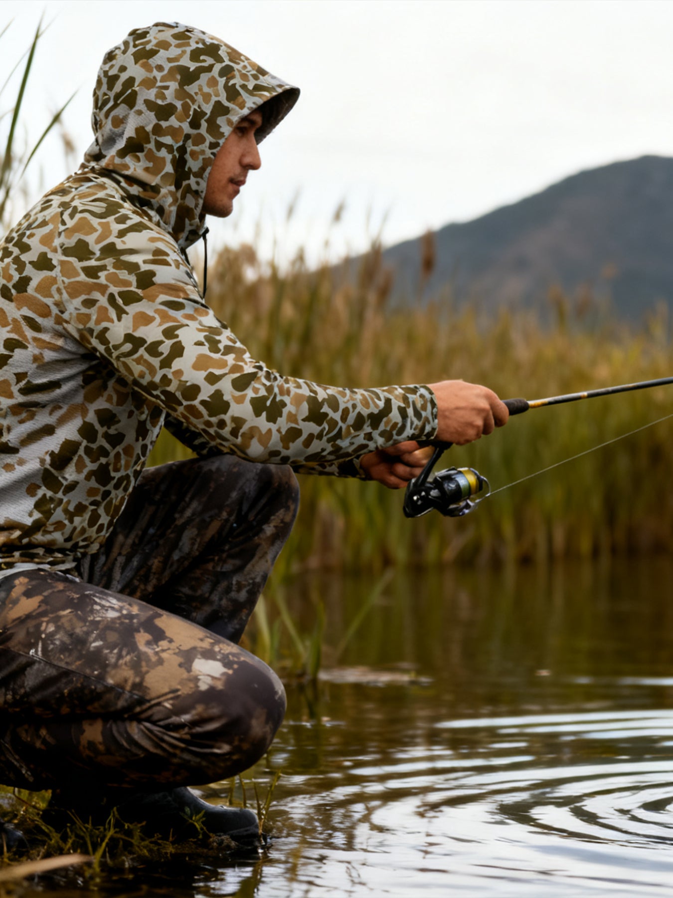 Men's Fishing Hoodie Long Sleeve Performance Sun Protection Shirt